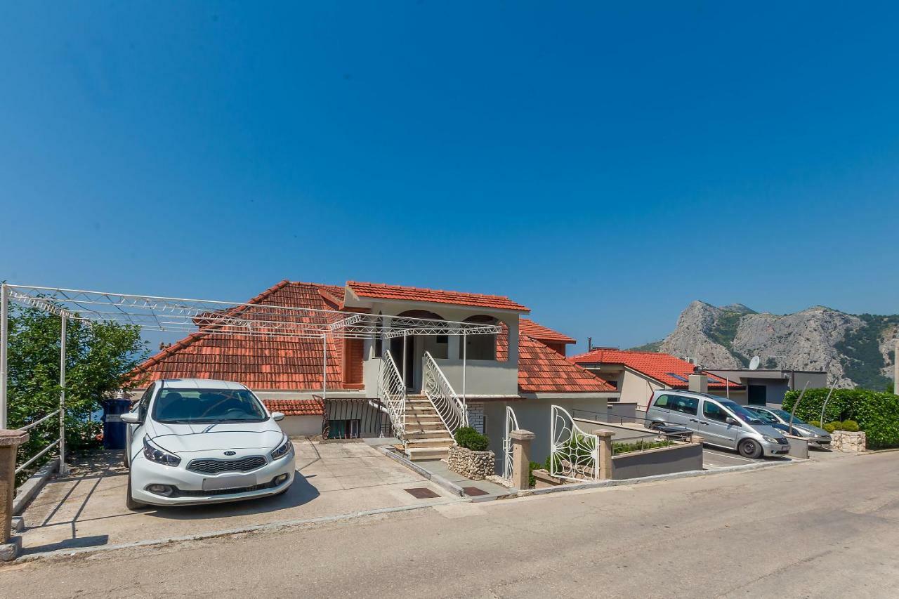 Apartment Marijana Omiš Eksteriør billede